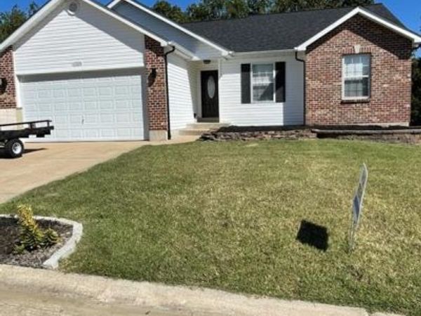 10328 Micah Lane , Hillsboro, MO 63050