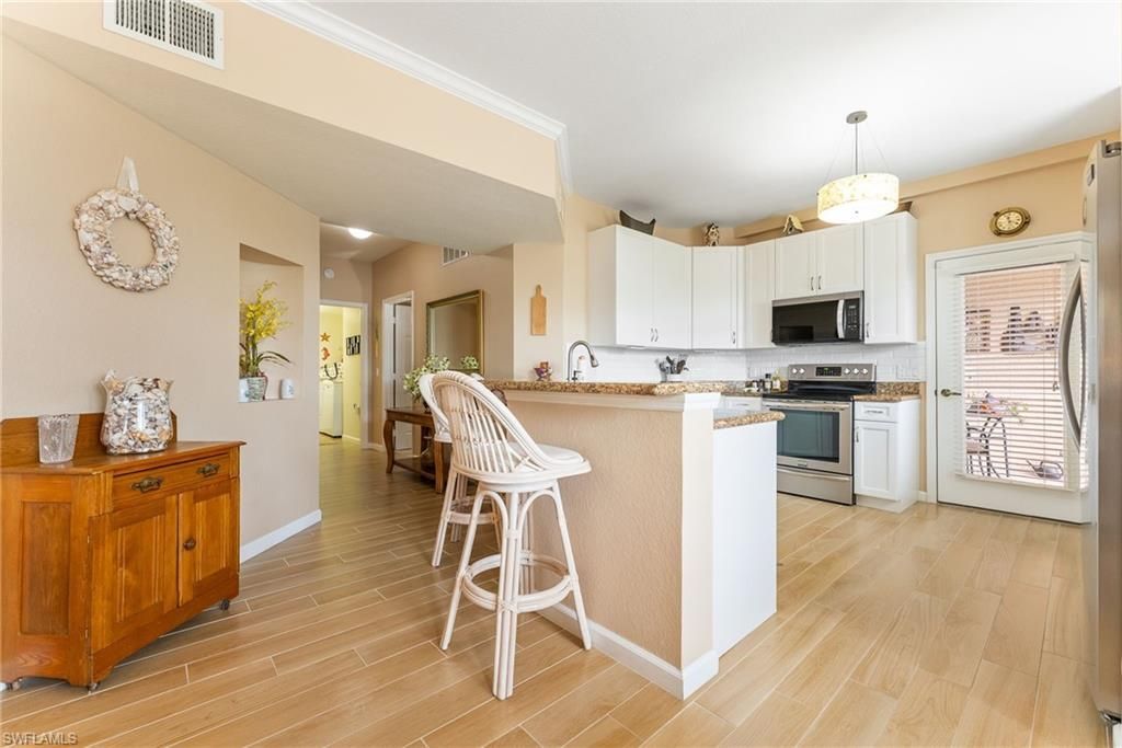 1848 Concordia Lake Cir , Unit 901, Cape Coral, FL 33909 Photo