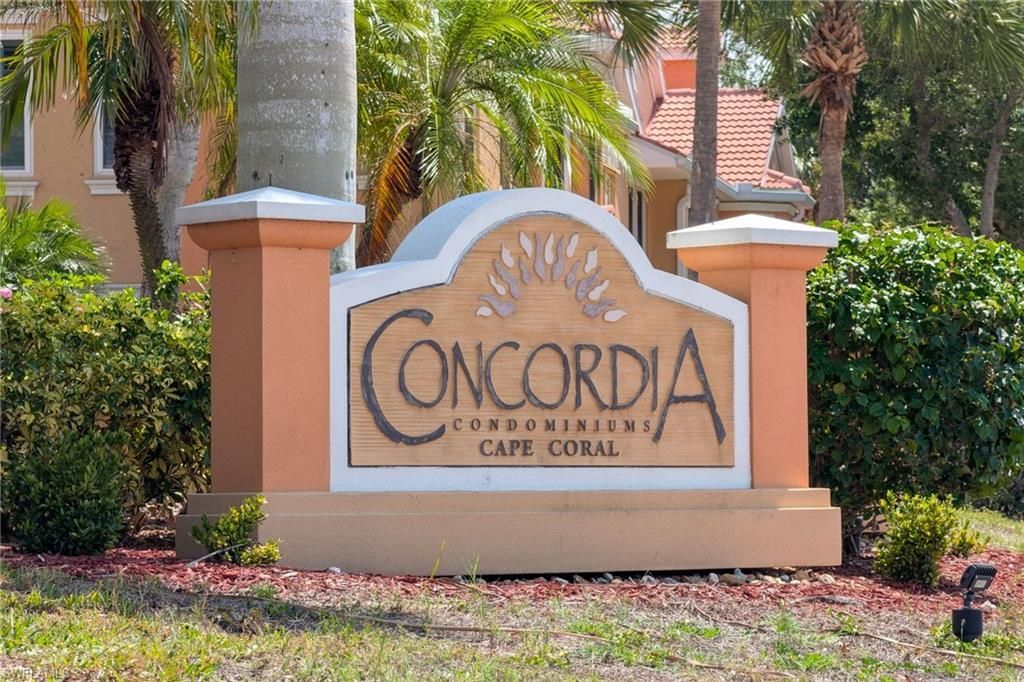 1848 Concordia Lake Cir, Unit 901, Cape Coral, FL 33909 Photo