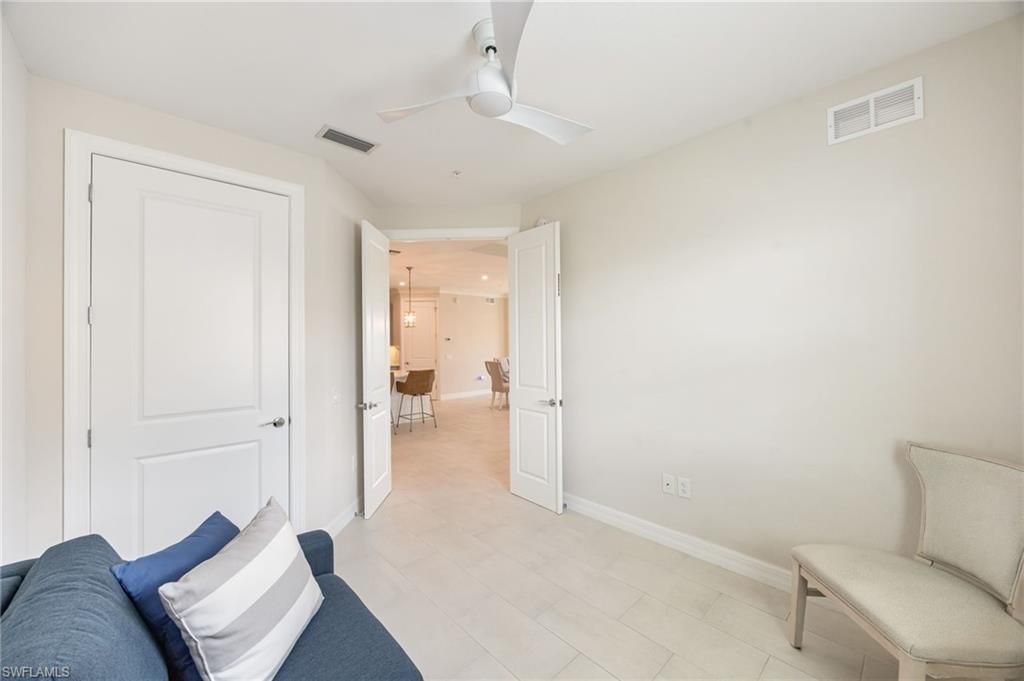 183 Indies Dr E, Unit 202, Naples, FL 34114 Photo