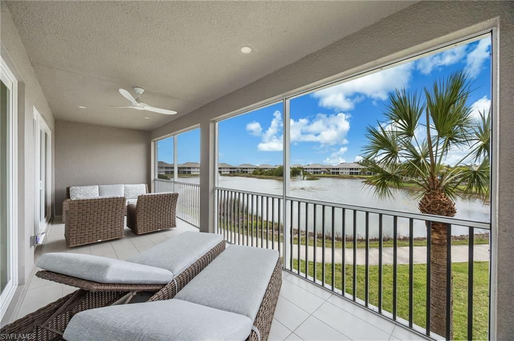 183 Indies Dr E, Unit 202, Naples, FL 34114 Photo