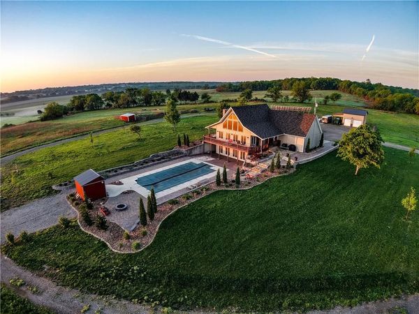 732 N 180th Street, Farlington, KS 66734