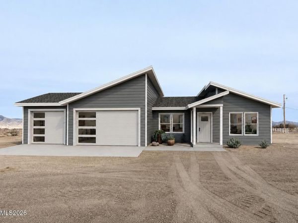 427 Yellow Brick Road, Battle Mountain, NV 89820