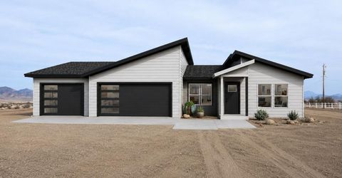 427 Yellow Brick Road, Battle Mountain, NV 89820 Photo