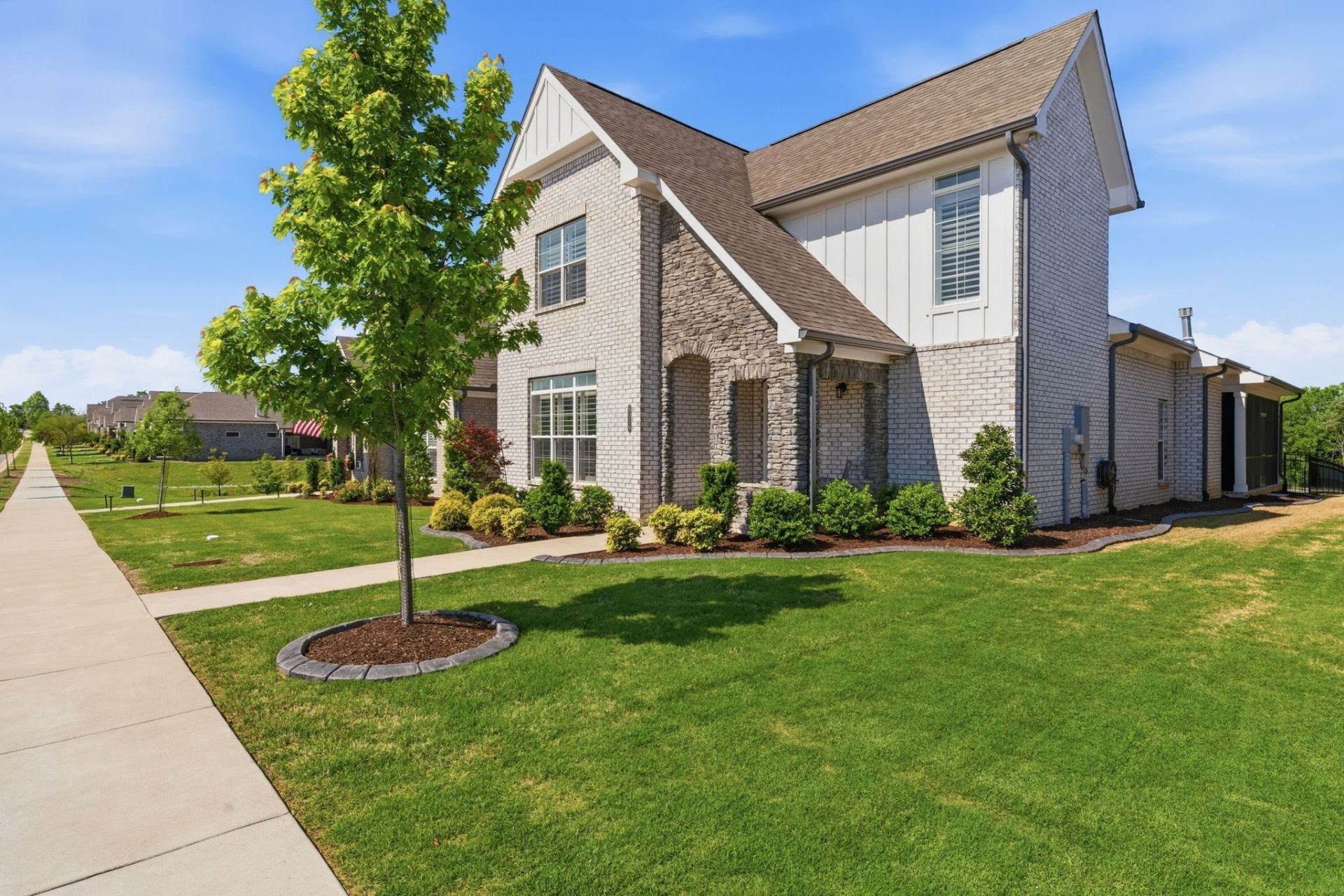 6059 Parkhaven Blvd , Hermitage, TN 37076 Main Photo