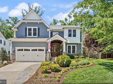 121 TAPAWINGO ROAD SW, VIENNA, VA 22180