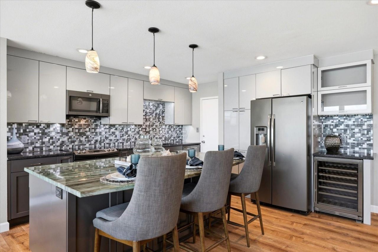 7200 Sunshine Skyway Lane S, Unit 16G, Saint Petersburg, FL 33711 Photo