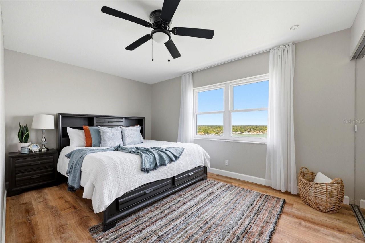 7200 Sunshine Skyway Lane S, Unit 16G, Saint Petersburg, FL 33711 Photo