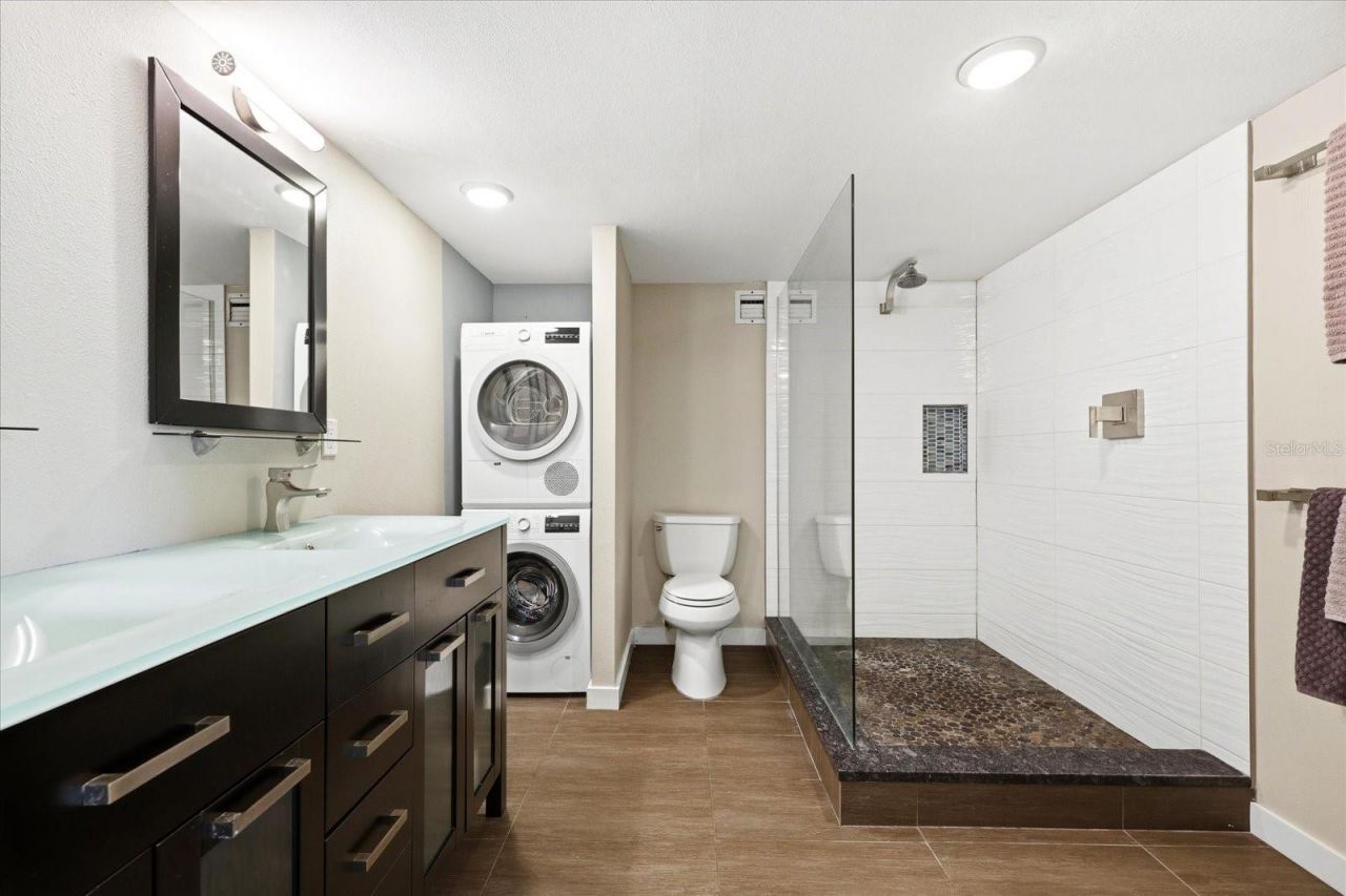 7200 Sunshine Skyway Lane S, Unit 16G, Saint Petersburg, FL 33711 Photo