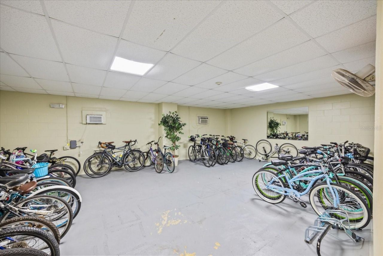 7200 Sunshine Skyway Lane S, Unit 16G, Saint Petersburg, FL 33711 Photo
