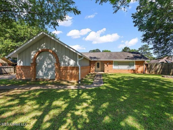 140 Trimble Street, Pearl, MS 39208