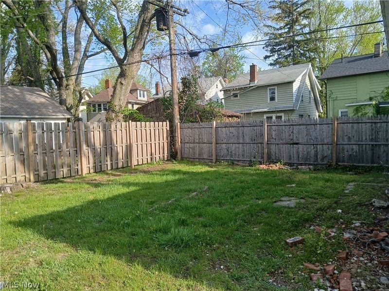 15409 Parkgrove Avenue, Cleveland, OH 44110 Photo 32