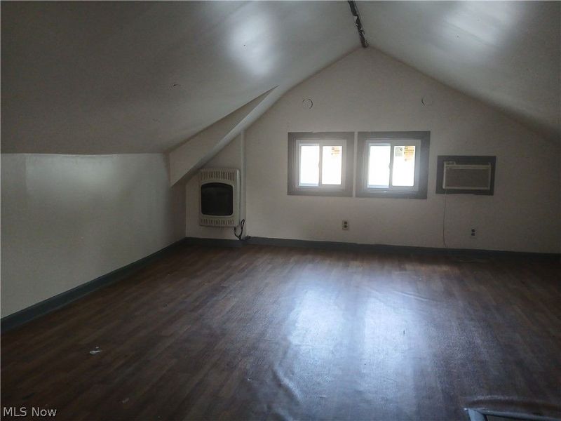 15409 Parkgrove Avenue, Cleveland, OH 44110 Photo 8