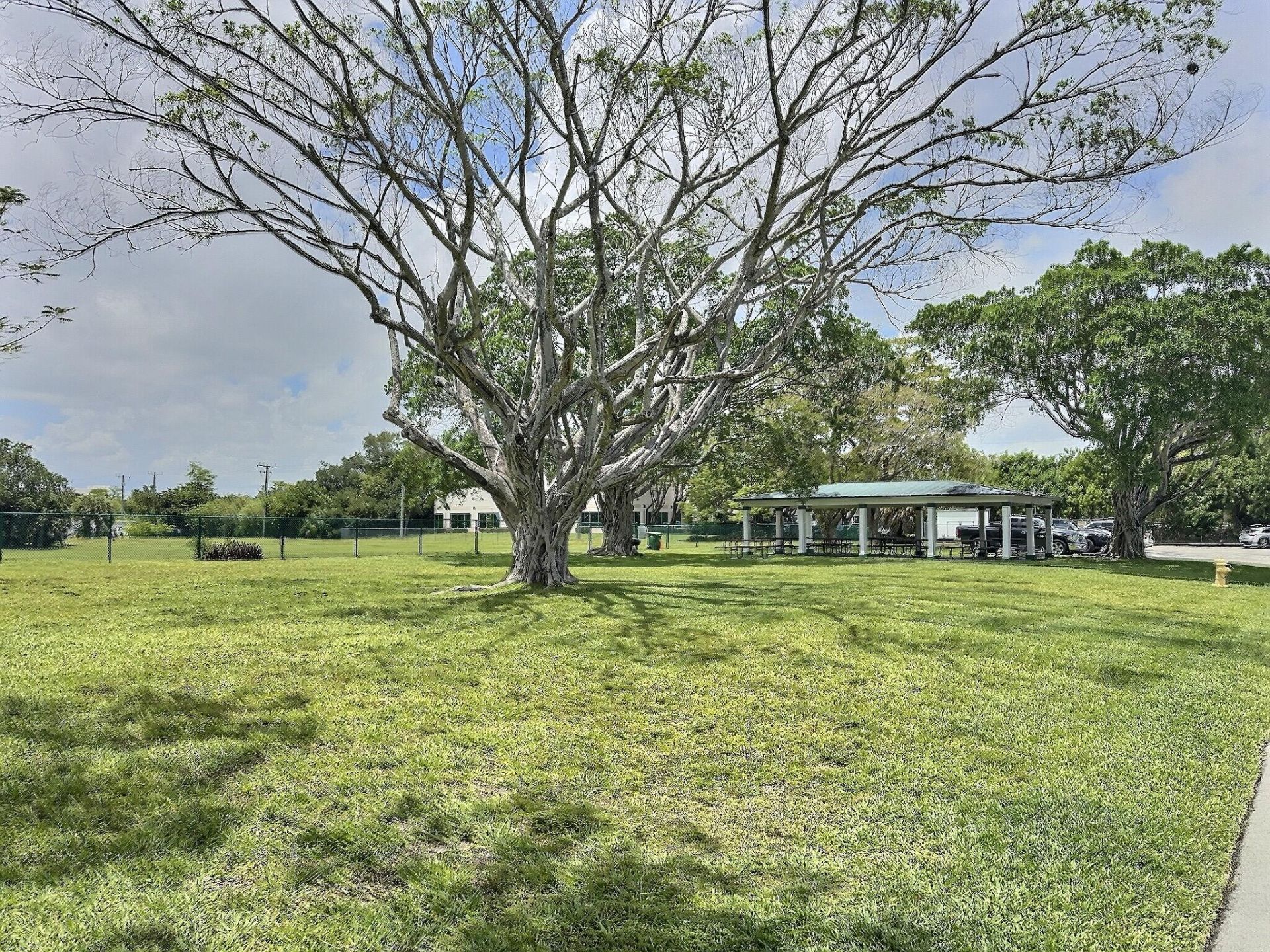 4570 NW 16th Terrace, Tamarac, FL 33309 Photo