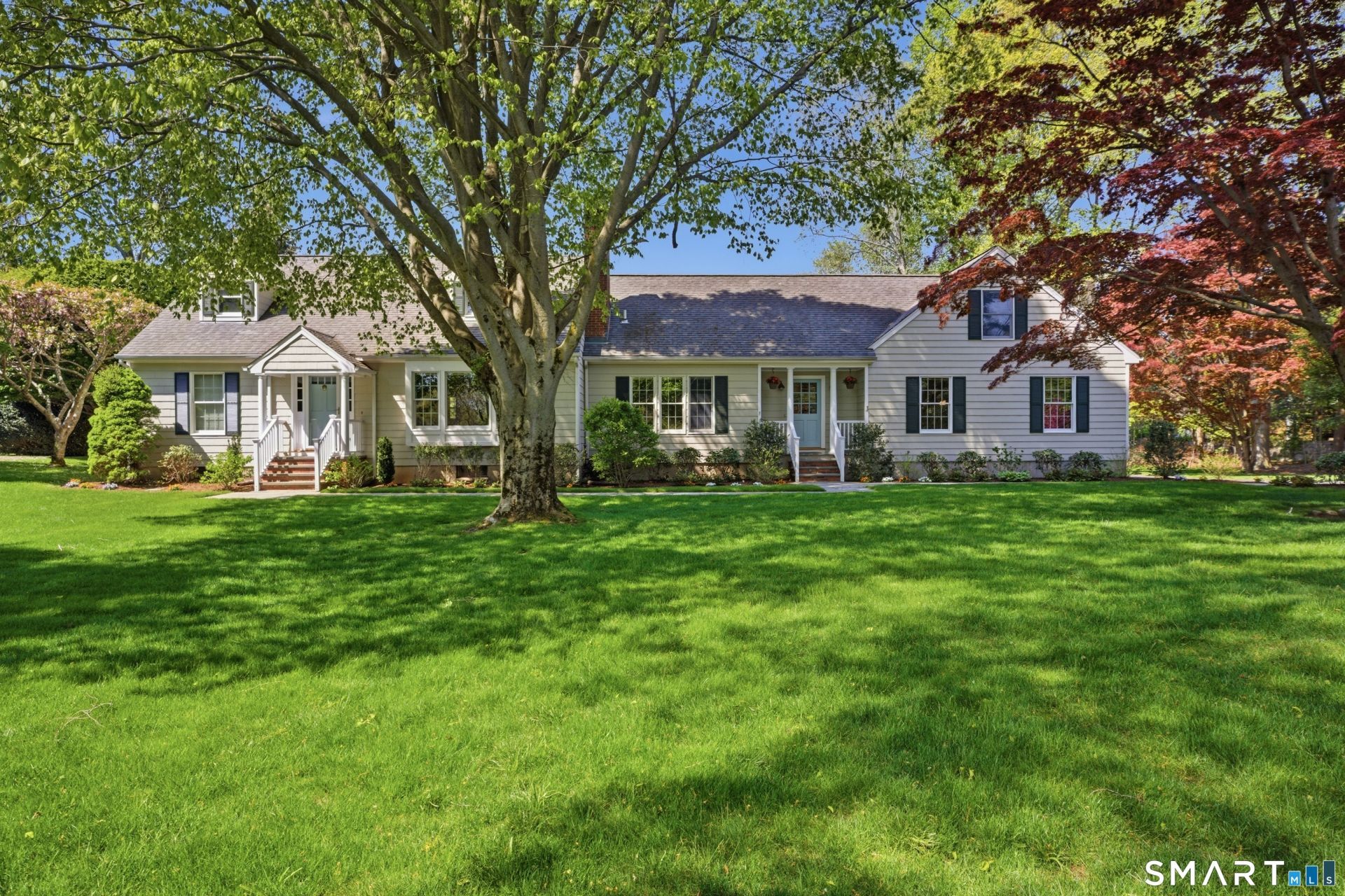 99 Acorn, Fairfield, CT 06890 Main Photo