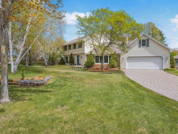 2805 Alvarado Lane N, Plymouth, MN 55447