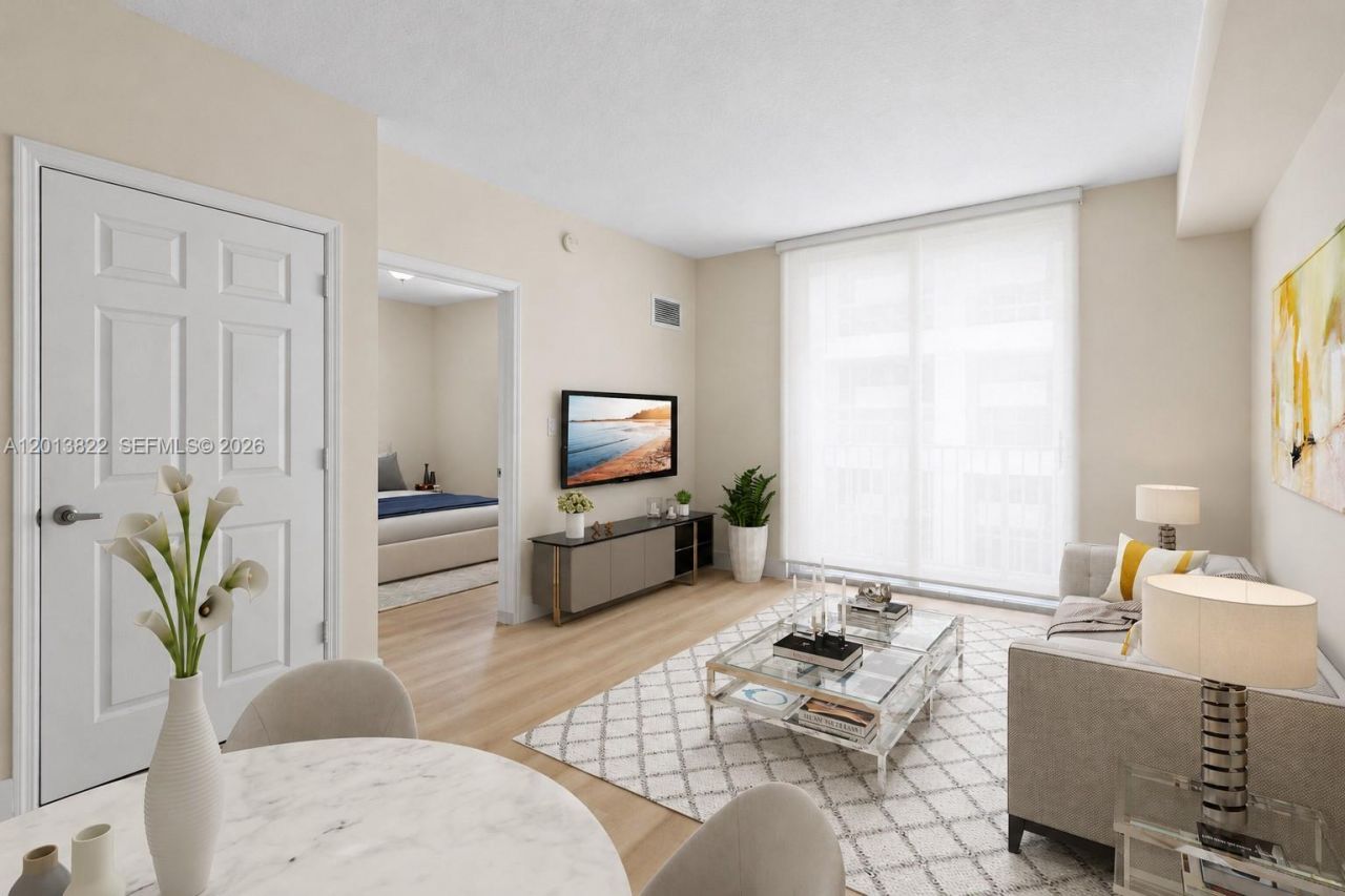 115 SW 11th St, Unit 707, Miami, FL 33130 Photo