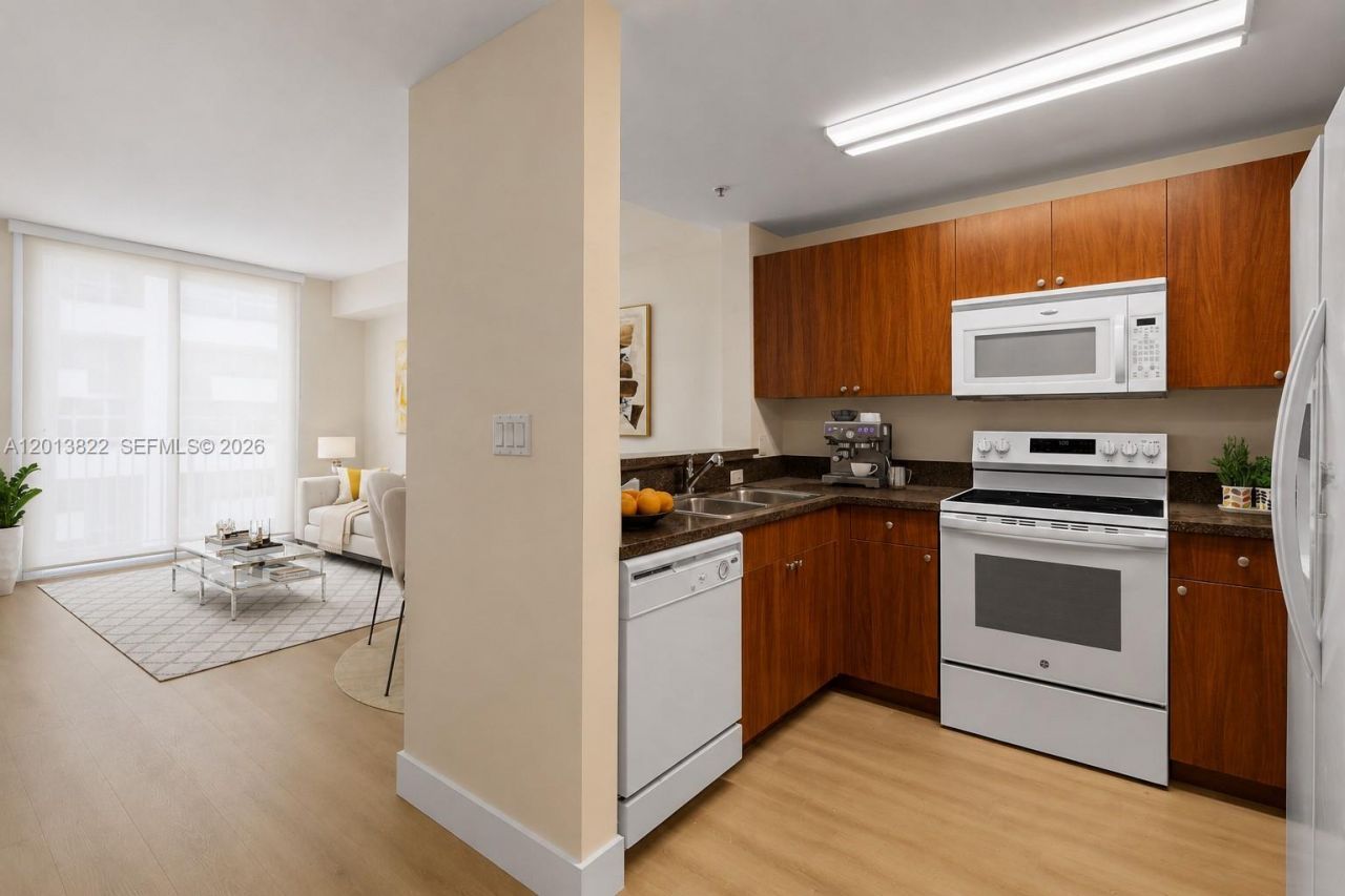 115 SW 11th St, Unit 707, Miami, FL 33130 Photo