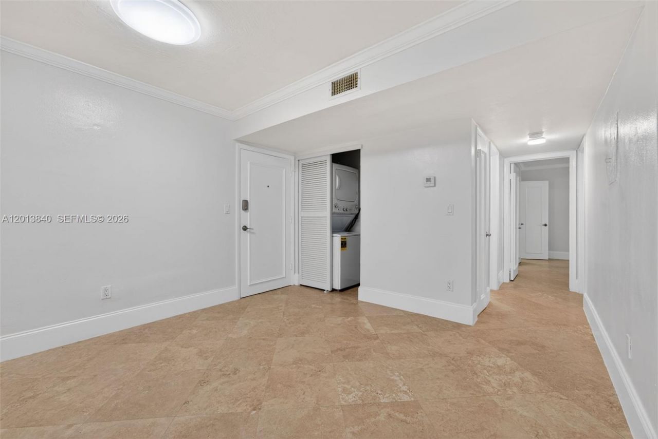 7477 SW 82nd St, Unit C213, Miami, FL 33143 Photo