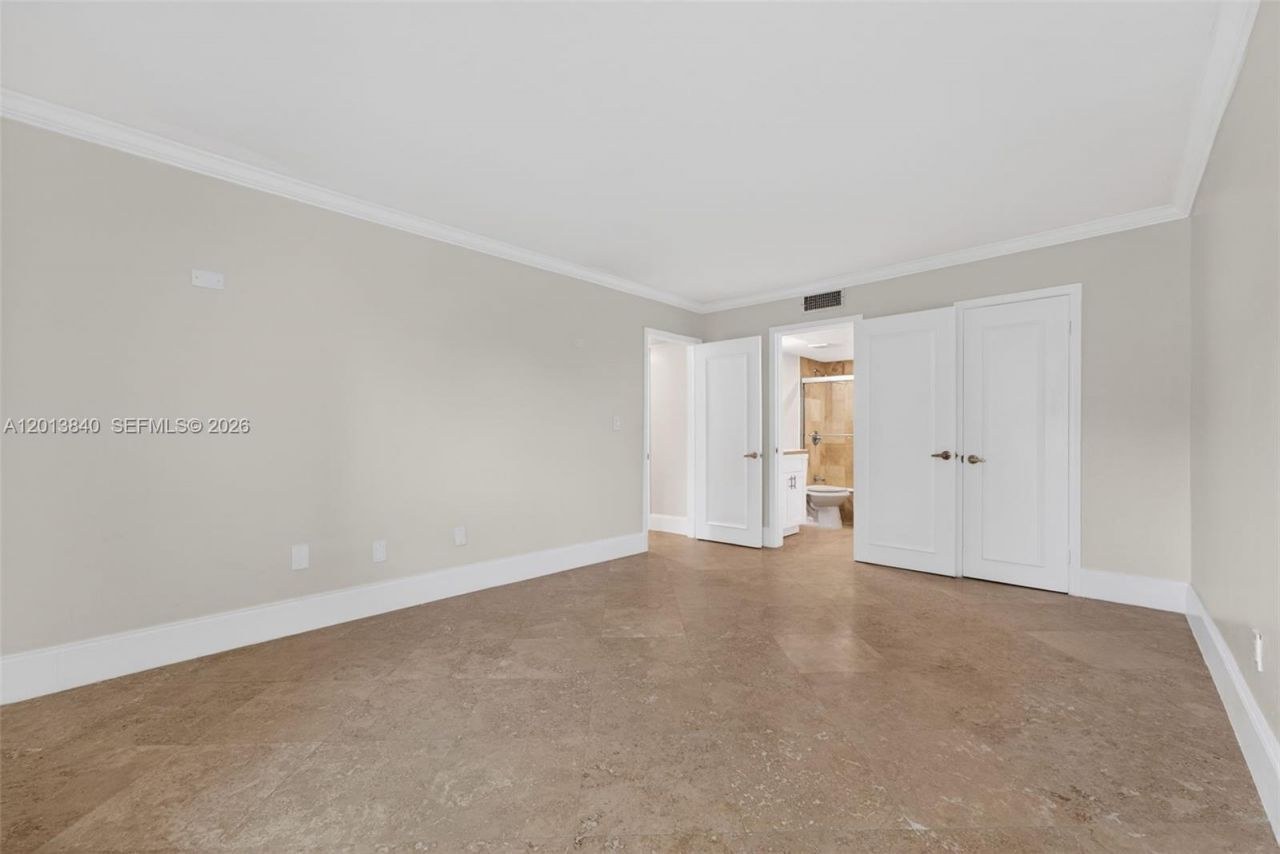 7477 SW 82nd St, Unit C213, Miami, FL 33143 Photo