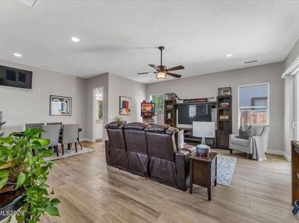 11785 Valley Crest Drive, Sparks, NV 89441 Photo