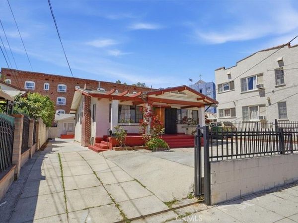 1257 1/2 N New Hampshire, Los Angeles, CA 90029