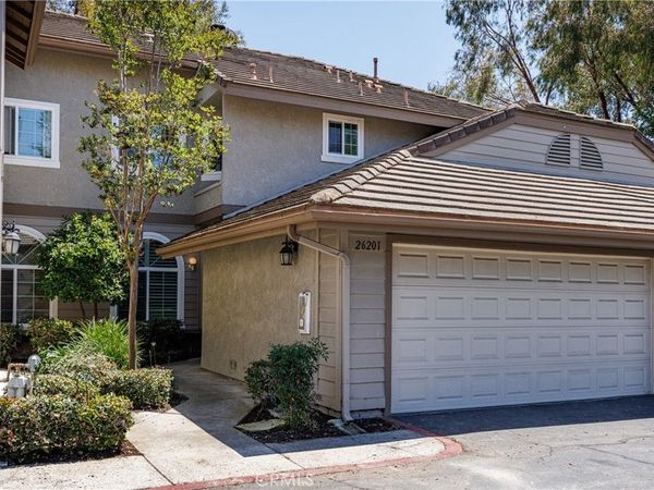 26201 Sunnyglen Avenue, Unit 212, Laguna Hills, CA 92653