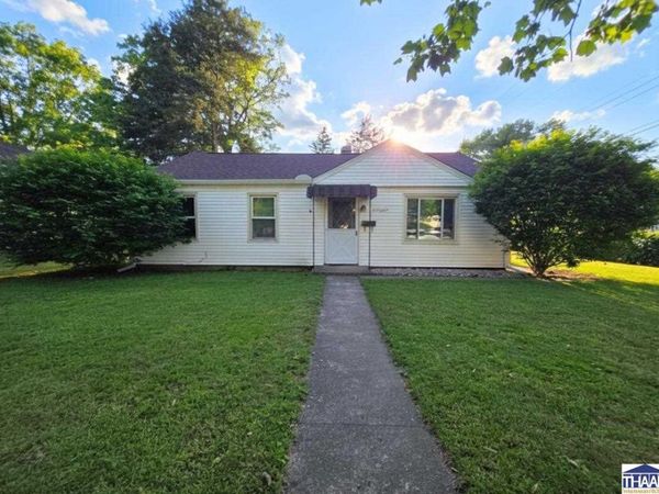 411 S 22nd Street, Terre Haute, IN 47803