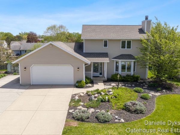 6332 Brookfield Court, Hudsonville, MI 49426