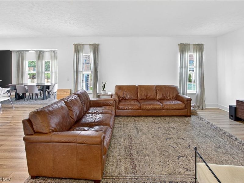 3241 Boettler Street NE, Canton, OH 44721 Photo 12