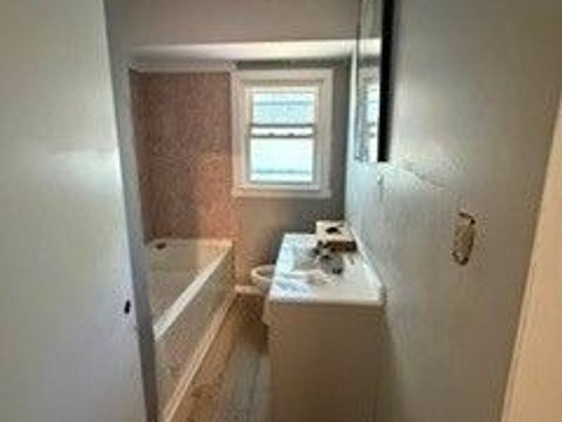 1718 Hamilton Street SW, Warren, OH 44485 Photo 6