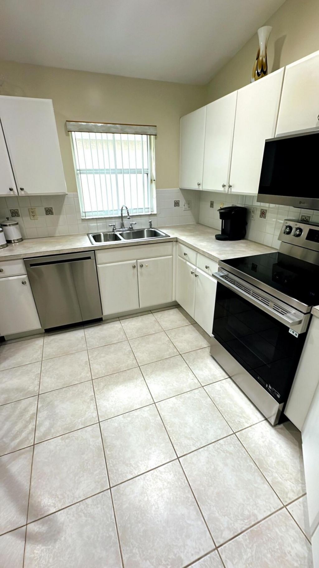 6256 Via Primo Street, Lake Worth, FL 33467 Photo