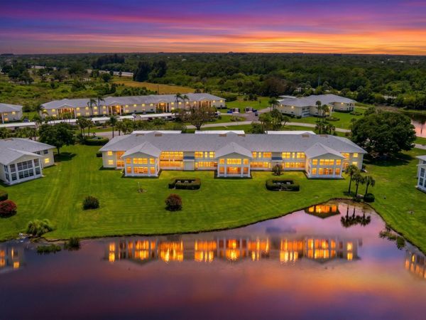 360 Grove Isle Circle, Vero Beach, FL 32962
