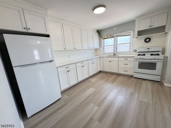 625 Bound Brook Rd Unit 2, Unit 2, Middlesex, NJ 08846