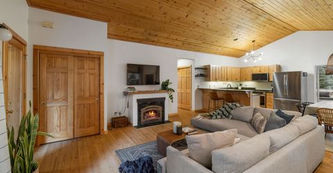 10384 Jeffrey Way, Truckee, CA 96161 Photo
