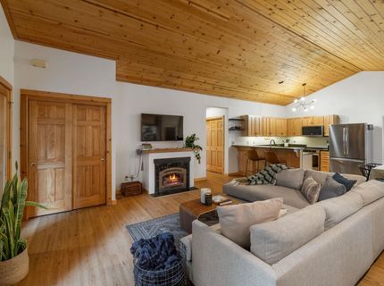 10384 Jeffrey Way, Truckee, CA 96161 Photo