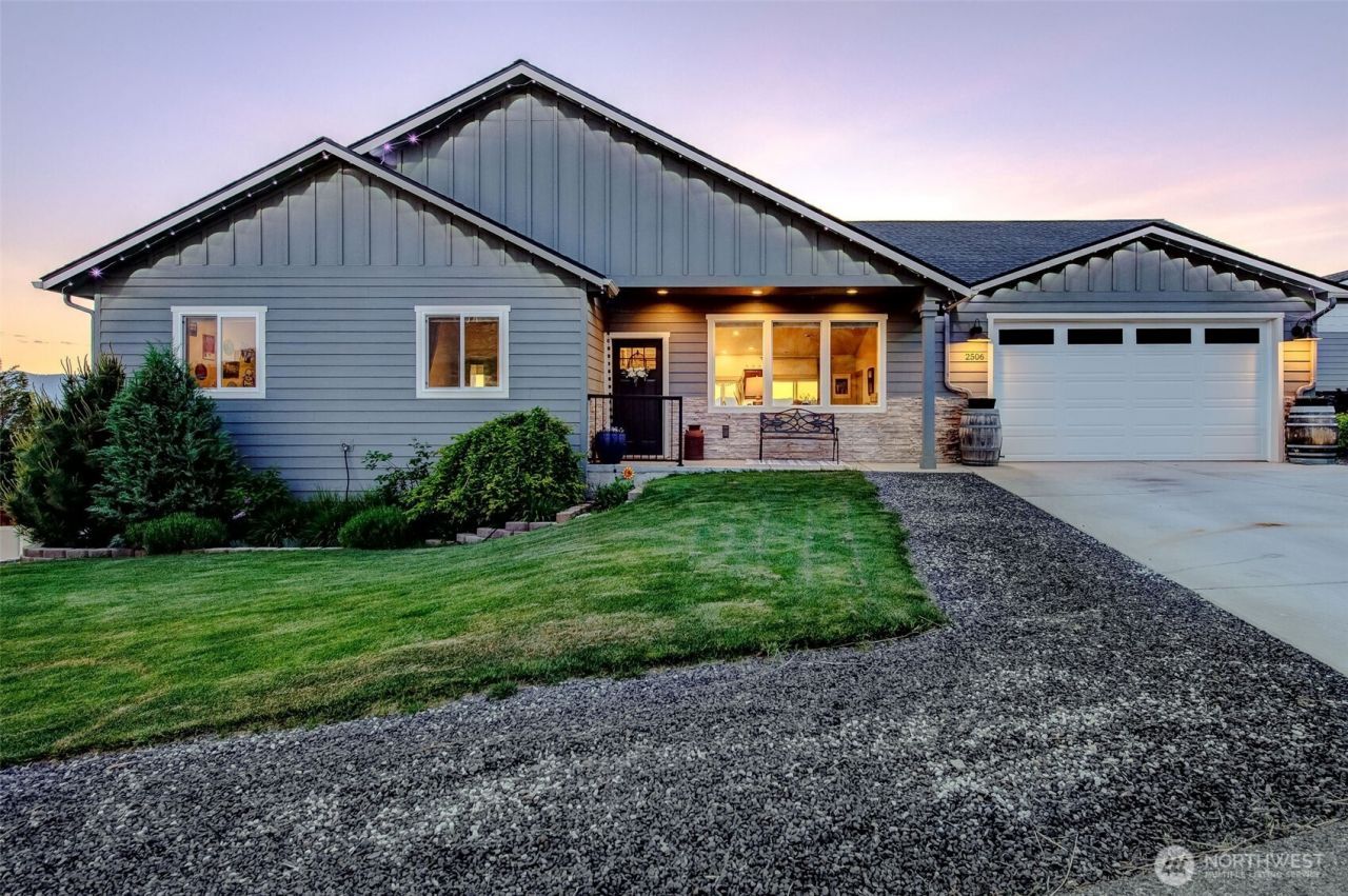 2506 Vasi Court, East Wenatchee, WA 98802 Main Photo