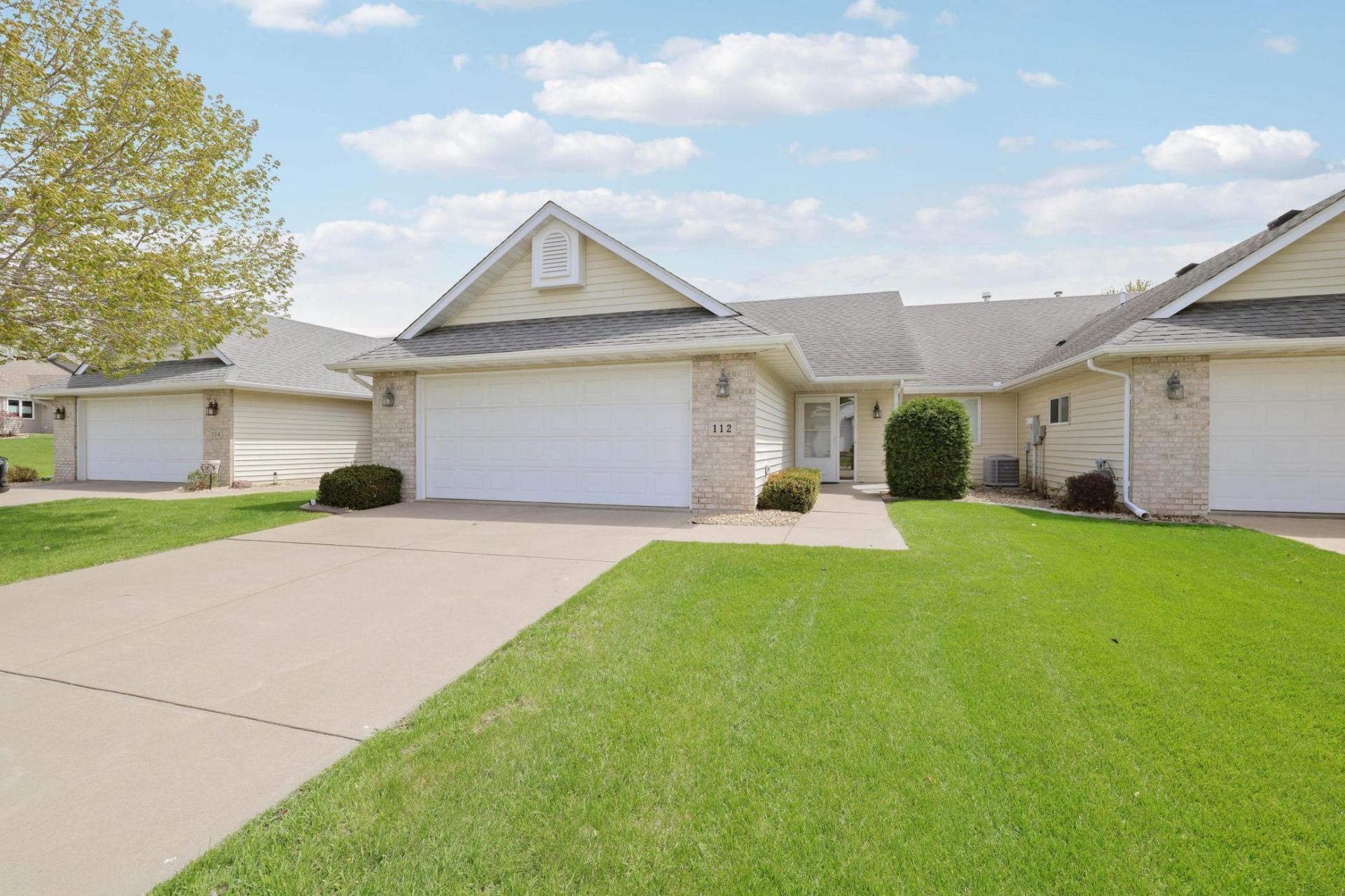112 Linden Road, Prescott, WI 54021