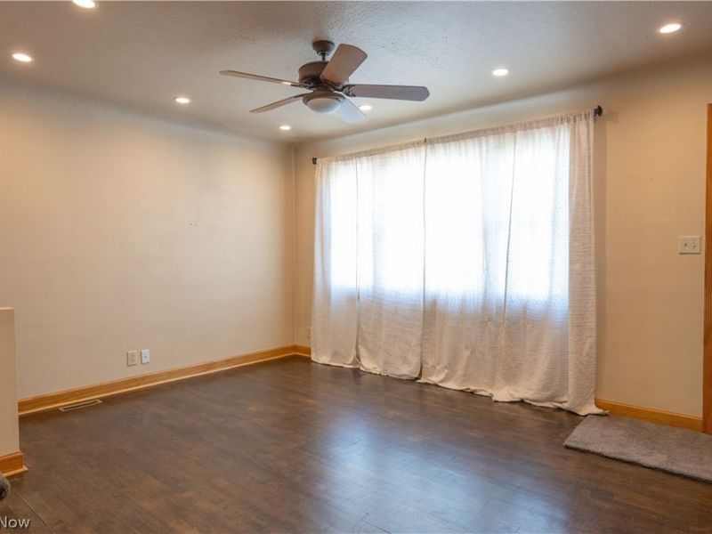 5307 Karen Isle Drive, Willoughby, OH 44094 Photo 14