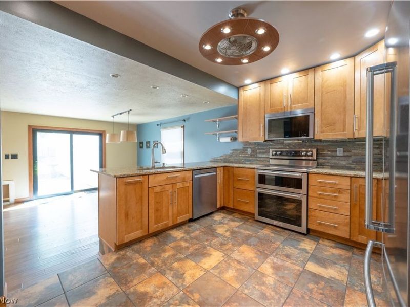 5307 Karen Isle Drive, Willoughby, OH 44094 Photo 7