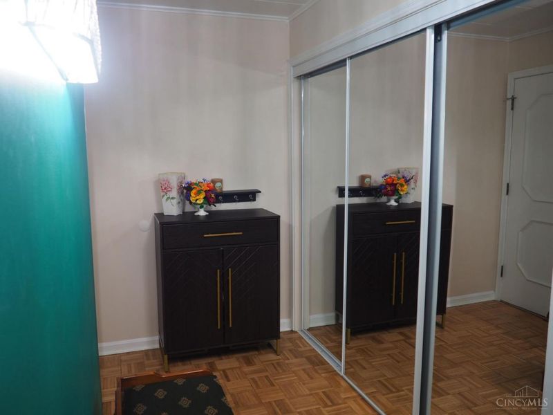 880 Rue De La Paix, Unit A5, Cincinnati, OH 45220 Photo 6