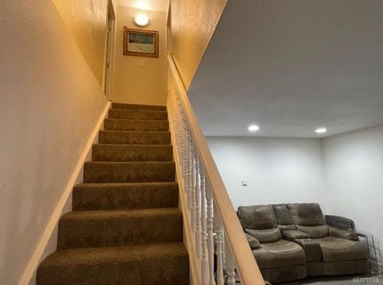 896 Lakeview Avenue, South Lake Tahoe, CA 96150 Photo