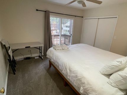 896 Lakeview Avenue, South Lake Tahoe, CA 96150 Photo