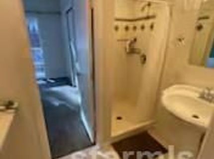896 Lakeview Avenue, South Lake Tahoe, CA 96150 Photo