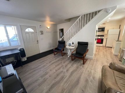 896 Lakeview Avenue, South Lake Tahoe, CA 96150 Photo