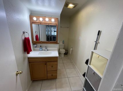 896 Lakeview Avenue, South Lake Tahoe, CA 96150 Photo