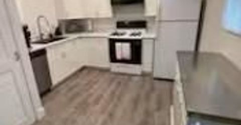 896 Lakeview Avenue, South Lake Tahoe, CA 96150 Photo