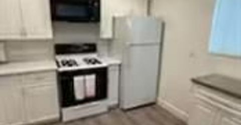 896 Lakeview Avenue, South Lake Tahoe, CA 96150 Photo