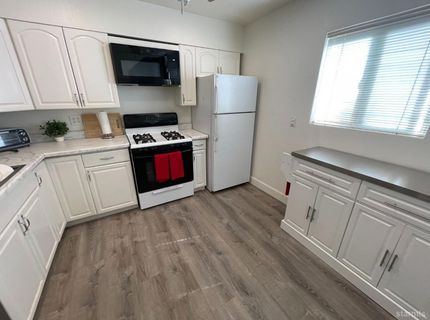 896 Lakeview Avenue, South Lake Tahoe, CA 96150 Photo