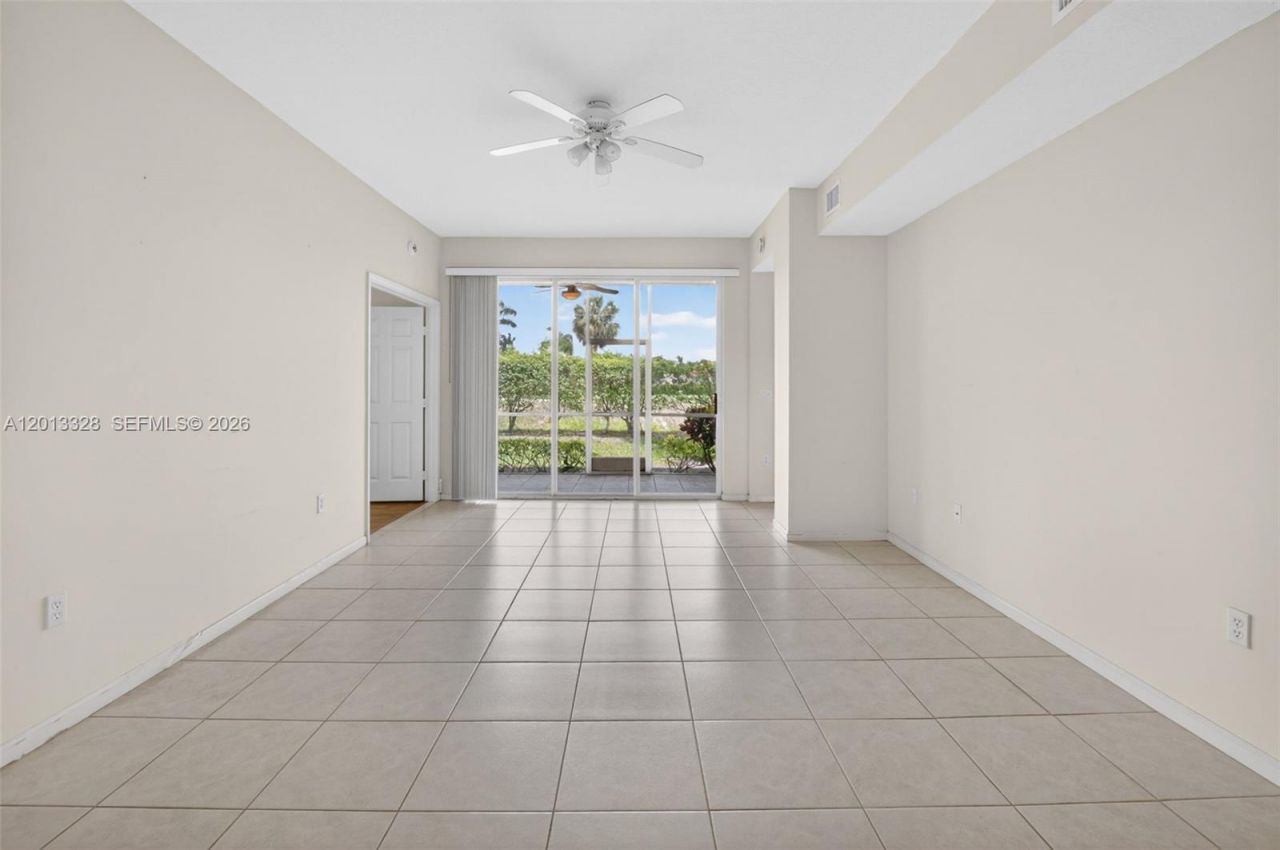 12474 Crystal Pointe Dr , Unit 101, Boynton Beach, FL 33437 Photo